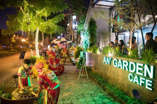 AN' Garden Cafe mở cửa